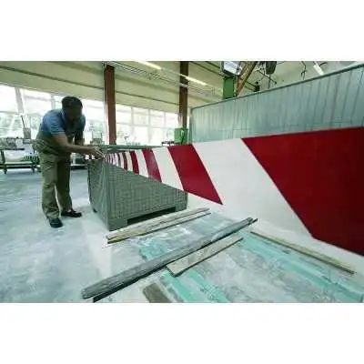 RUBAN ADHÉSIF DE SIGNALISATION BLANC-ROUGE 66Mx55MM TESA TESA - 3