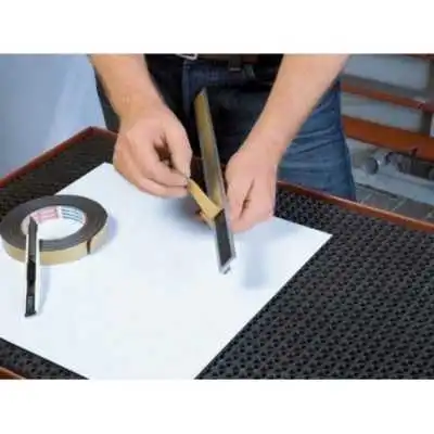 ADHÉSIF DOUBLE FACE EN MOUSSE NOIR 19MMx10M TESA