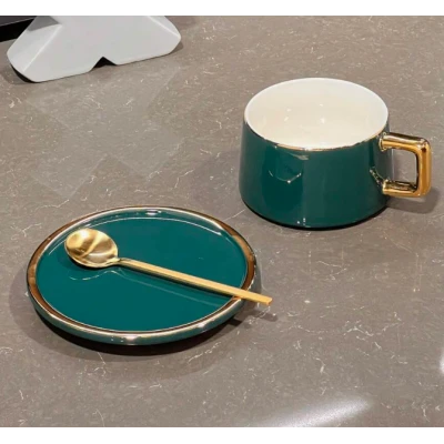 TASSE EN CÉRAMIQUE AVEC SOUCOUPE ET CUILLÈRE COULEURS - 11