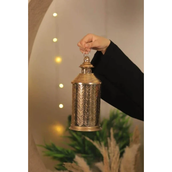 FANOUS RAMADAN LED EN MÉTAL DORÉ AVEC MUSIQUE