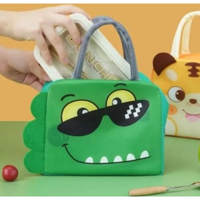 SAC À GOÛTER ISOTHERME 22*11*18CM MOTIF CARTOON  - 5