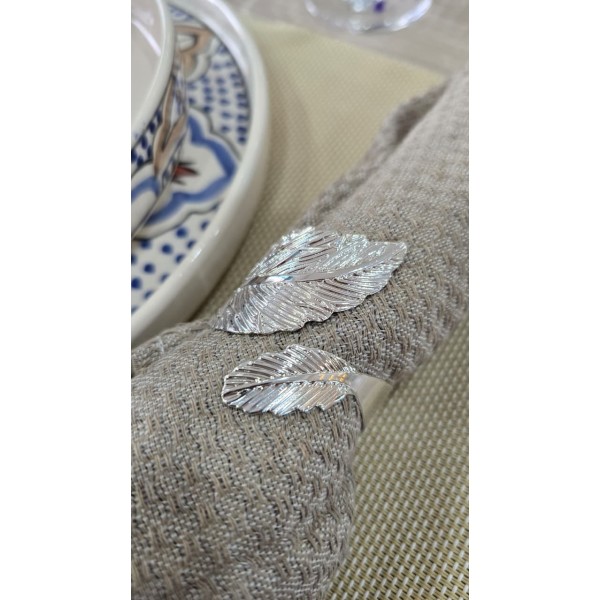 ANNEAUX SERVIETTE FEUILLE ARGENTÉE EN MÉTAL