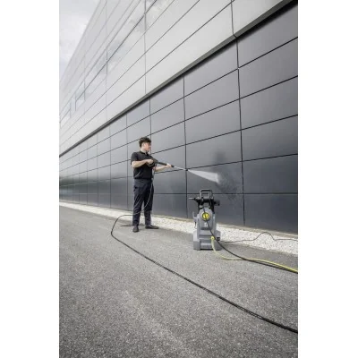 NETTOYEUR HAUTE PRESSION