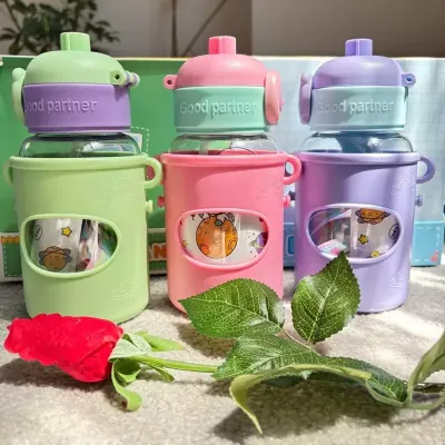 BOUTEILLE D’EAU EN PLASTIQUE