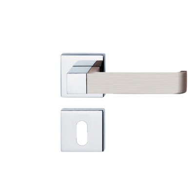 POIGNEE DE PORTE ROSACE 905586 TROU DE CLE CHROME-SATINE DELIA