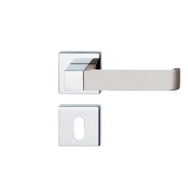 POIGNEE DE PORTE AVEC ROSACE 905586 TROU DE CLE CHROME-SATINE DELIA