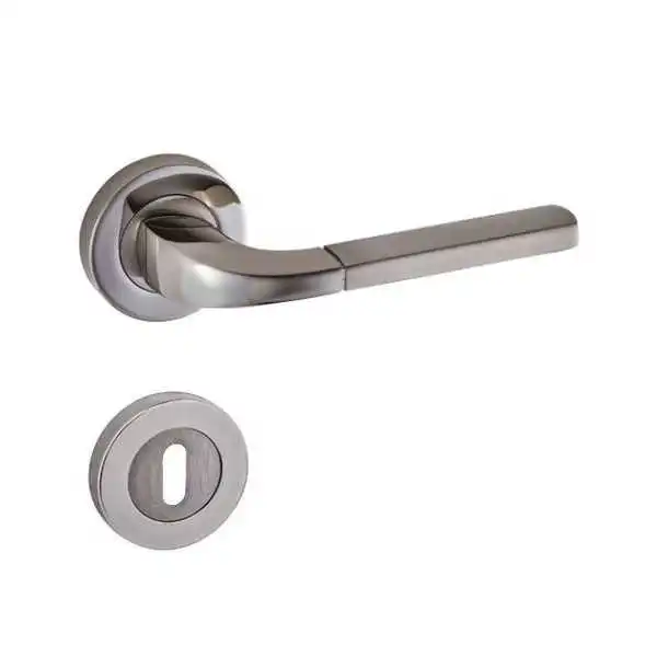 POIGNEE DE PORTE AVEC ROSACE BERAT TROU DE CLE SATINE-CHROME DOGANLAR