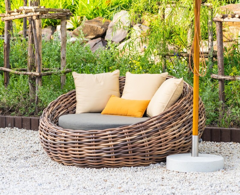 Comment entretenir et prolonger la durée de vie de votre mobilier de jardin 