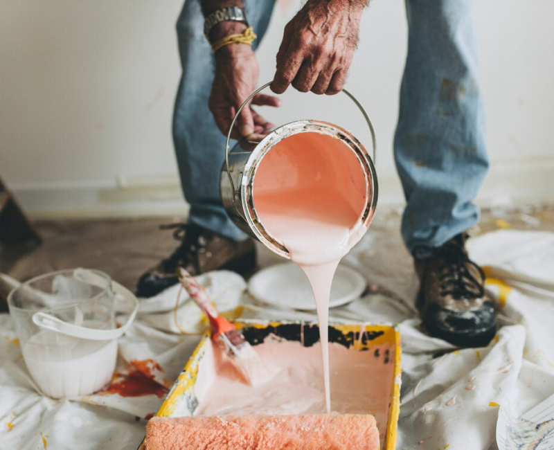 Intempéries et murs extérieurs : quelles peintures et traitements choisir ?